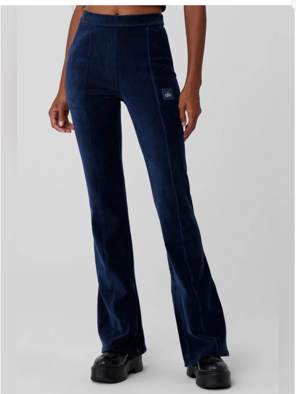 Alo Yoga Micro Corduroy High-Waist Winter Break Flare Pants